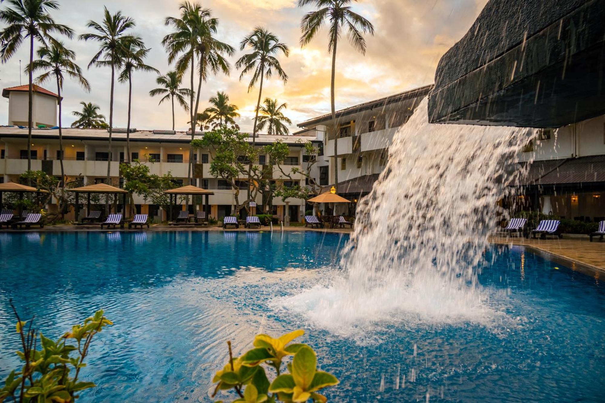 Tangerine Beach Hotel Kalutara Ngoại thất bức ảnh