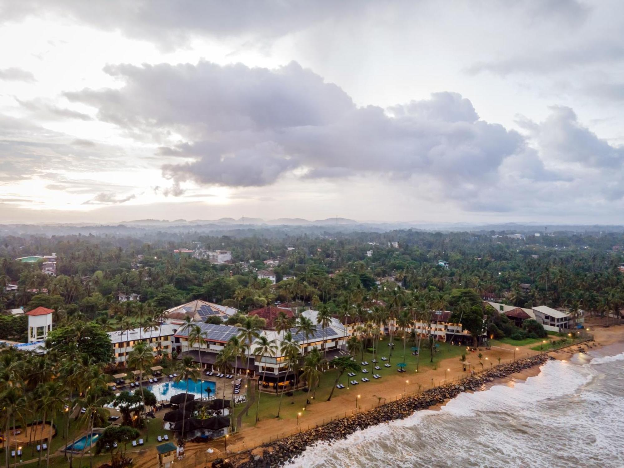 Tangerine Beach Hotel Kalutara Ngoại thất bức ảnh